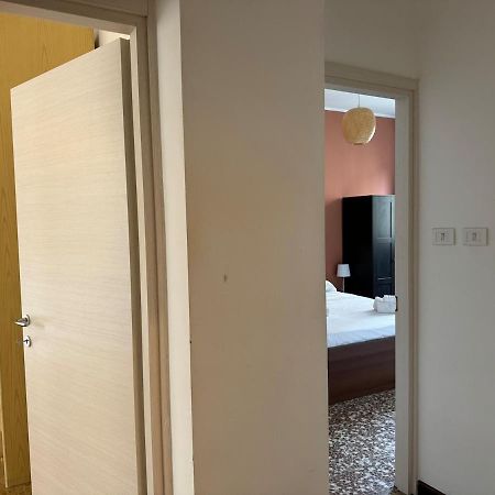 Family Apartment 15 Min From Center And Airport Milan Exterior photo